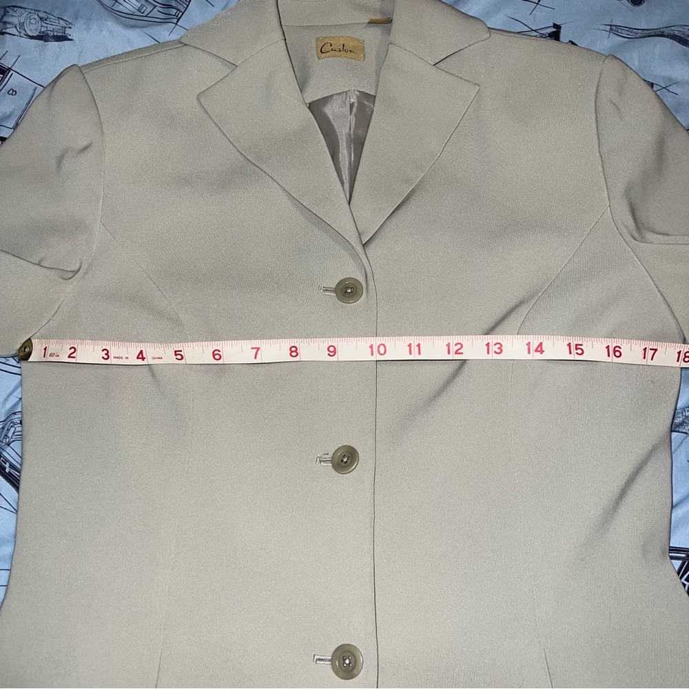 Caslon Women's Classic Blazer and Pants Suit Set - Picture 13 of 16